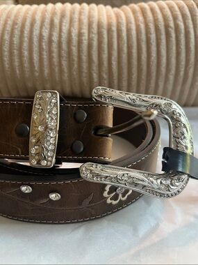 Ariat Brown Leather Western Belt with Silver Floral Embellishment